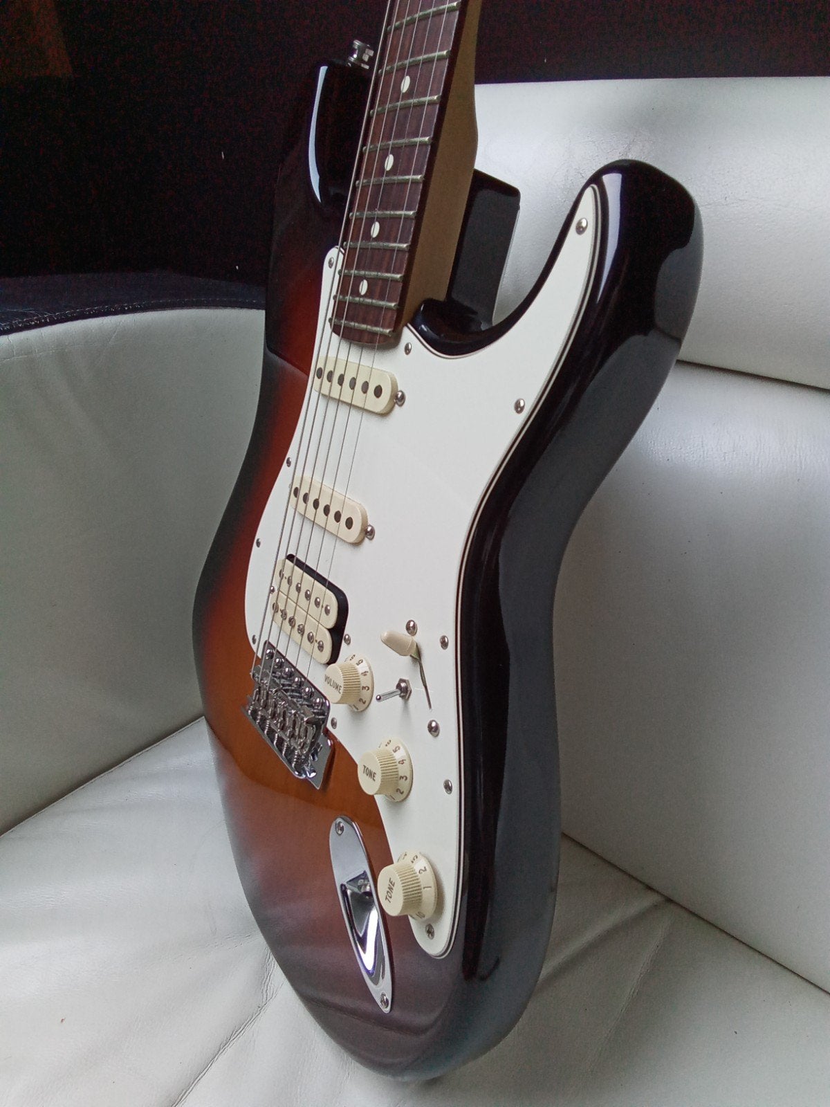 US Fender hss, sunburst., Muziek en Instrumenten, Snaarinstrumenten | Gitaren | Elektrisch, Fender, Ophalen